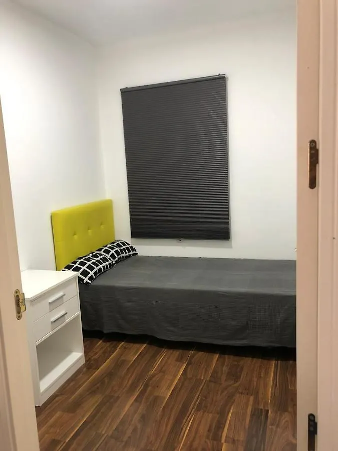 Precioso Piso Con Patio A 200M De La Playa Apartment Malaga 0*,  Spain